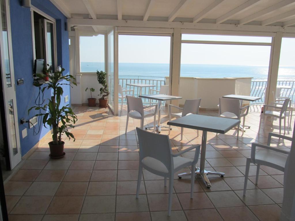 Hotel L'Approdo Anzio Exterior foto